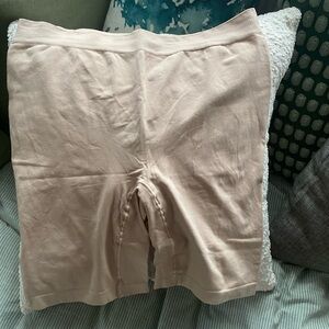 Jockey Skimmies Women's Cream Intimate Shorts, Size L